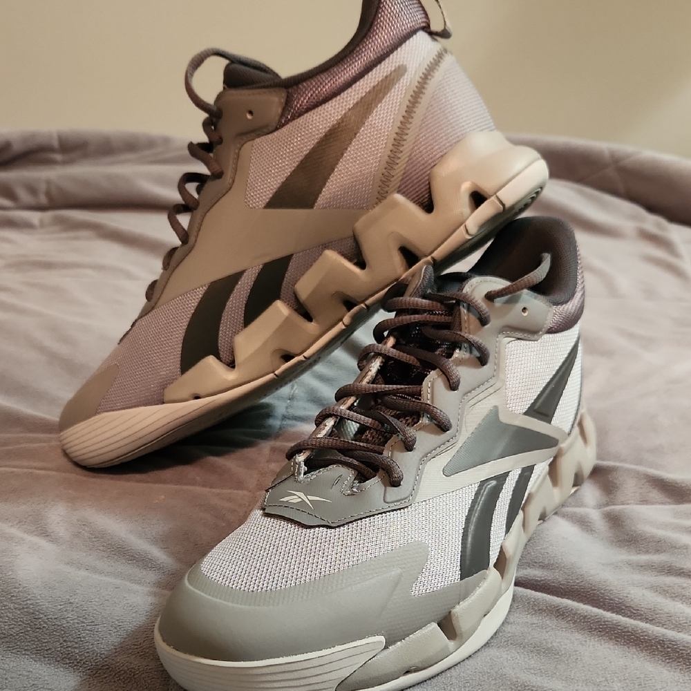 Reebok Gray Zig Encore Sneakers Modern Chunky Design